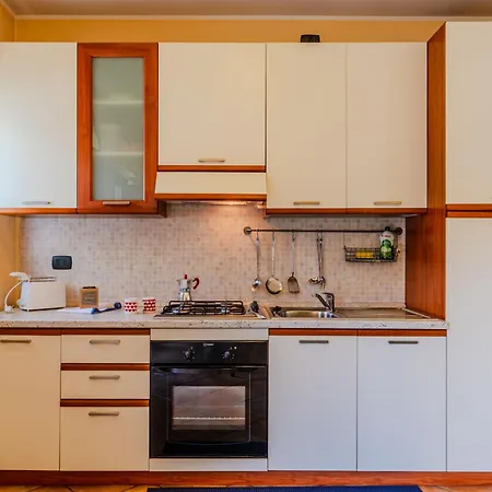 La Perla By Interhome Apartment Colico